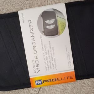 CD/DVD Car Visor Organizer .. new,never used